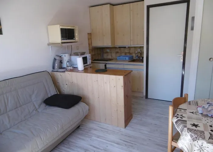 Studio 4/5 Personnes 2 Etoiles